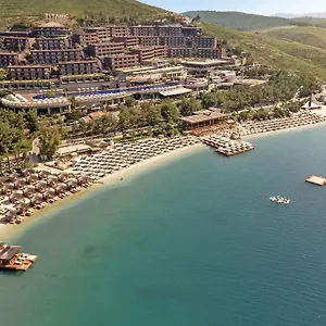 Titanic Luxury Collection Bodrum Гюверджинлик